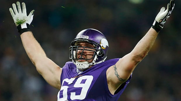 nfl-trade-rumors-jared-allen.jpg
